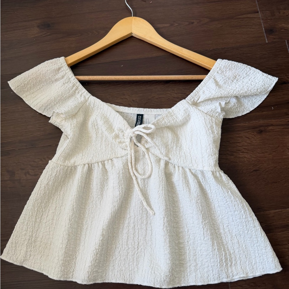 H&M Cream Textured Tie-Front Peplum Blouse